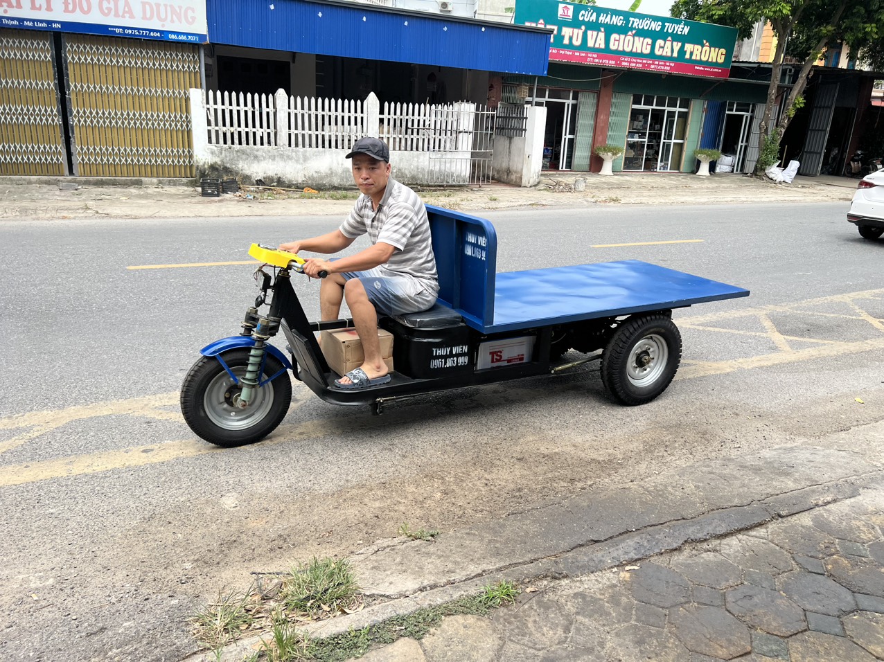 Xe điện chở hàng 1 tấn thùng phẳng 2m x 1,2m