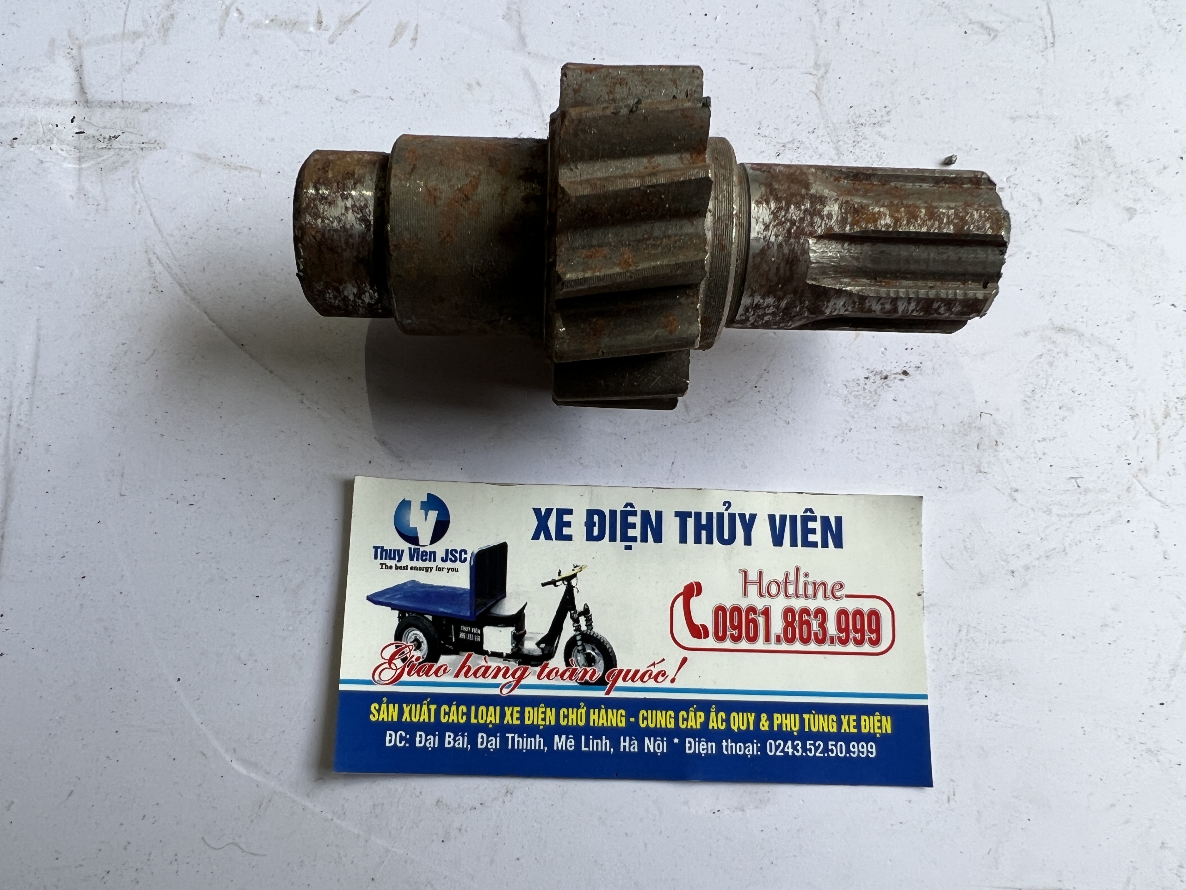 Trục cụt răng nghiêng