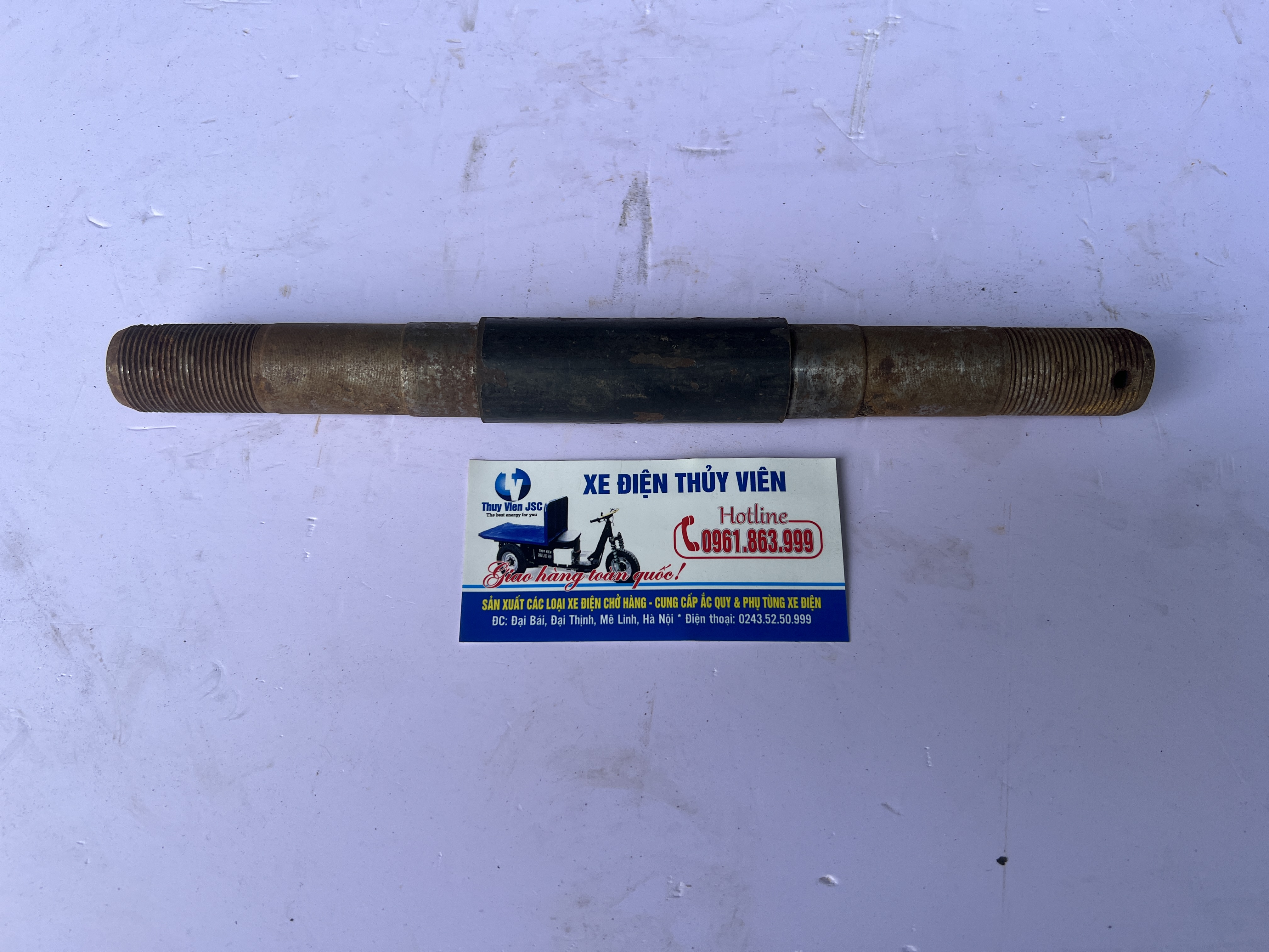Trục bánh trước