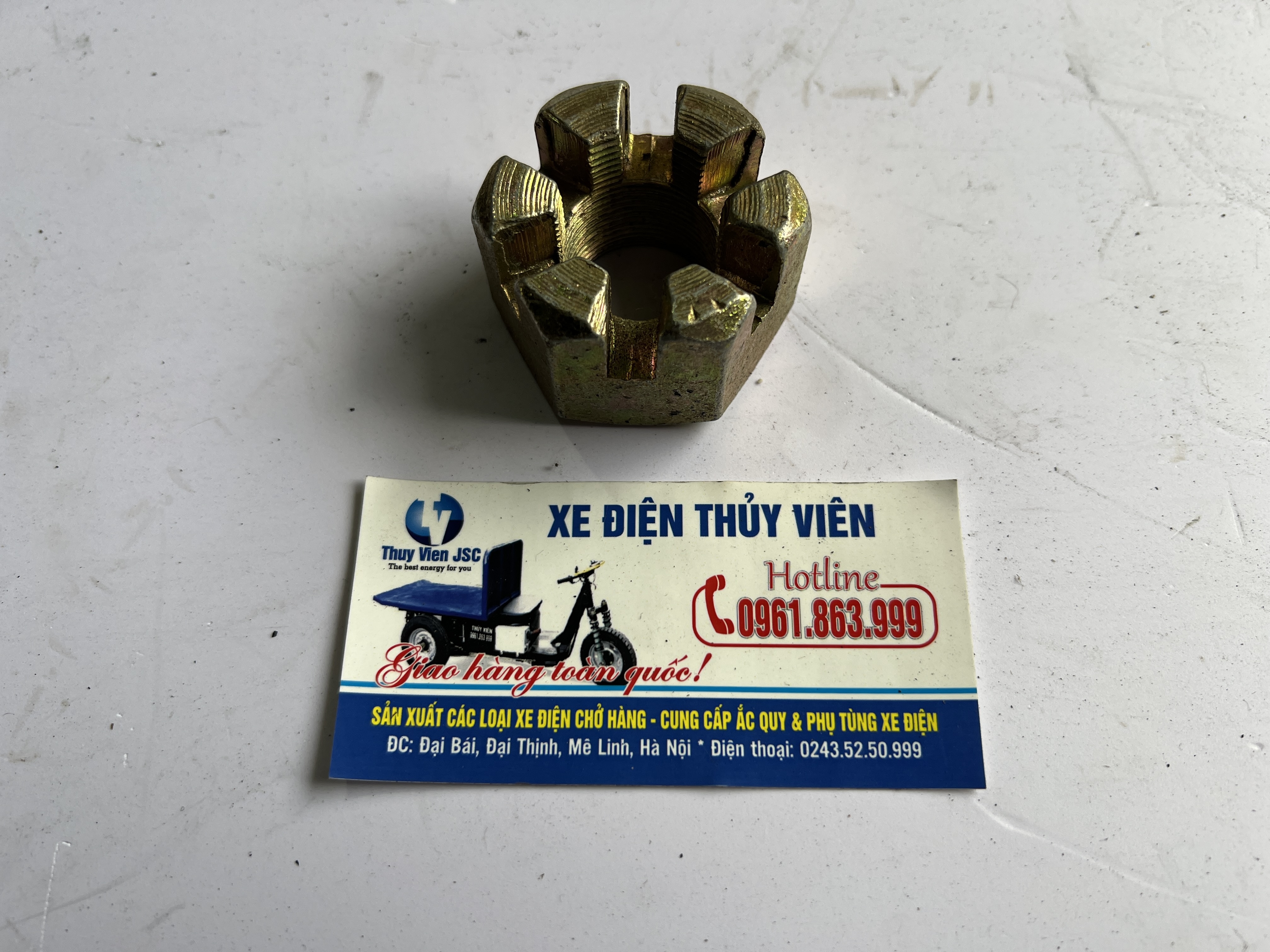 Ốc đầu trục láp