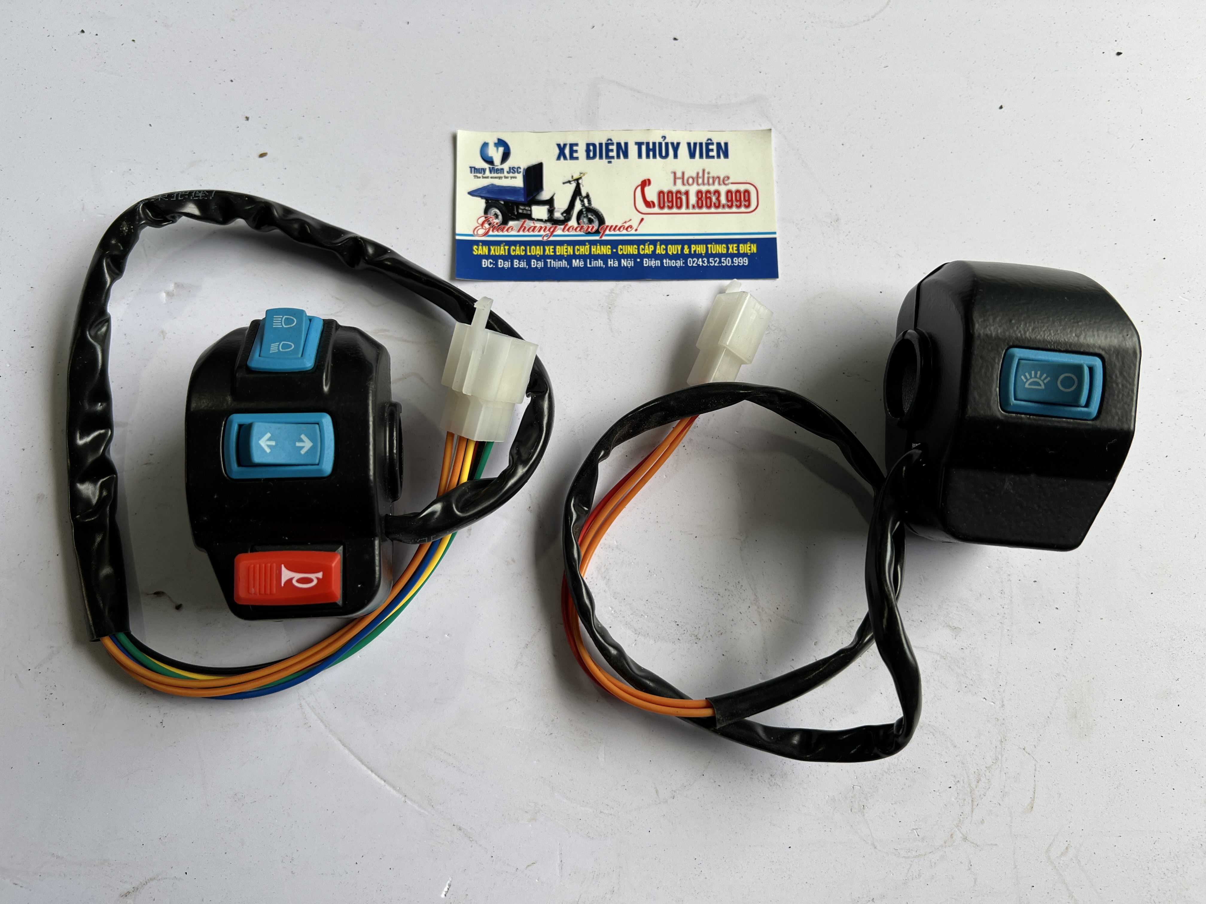 Công tắc đèn còi xi nhan